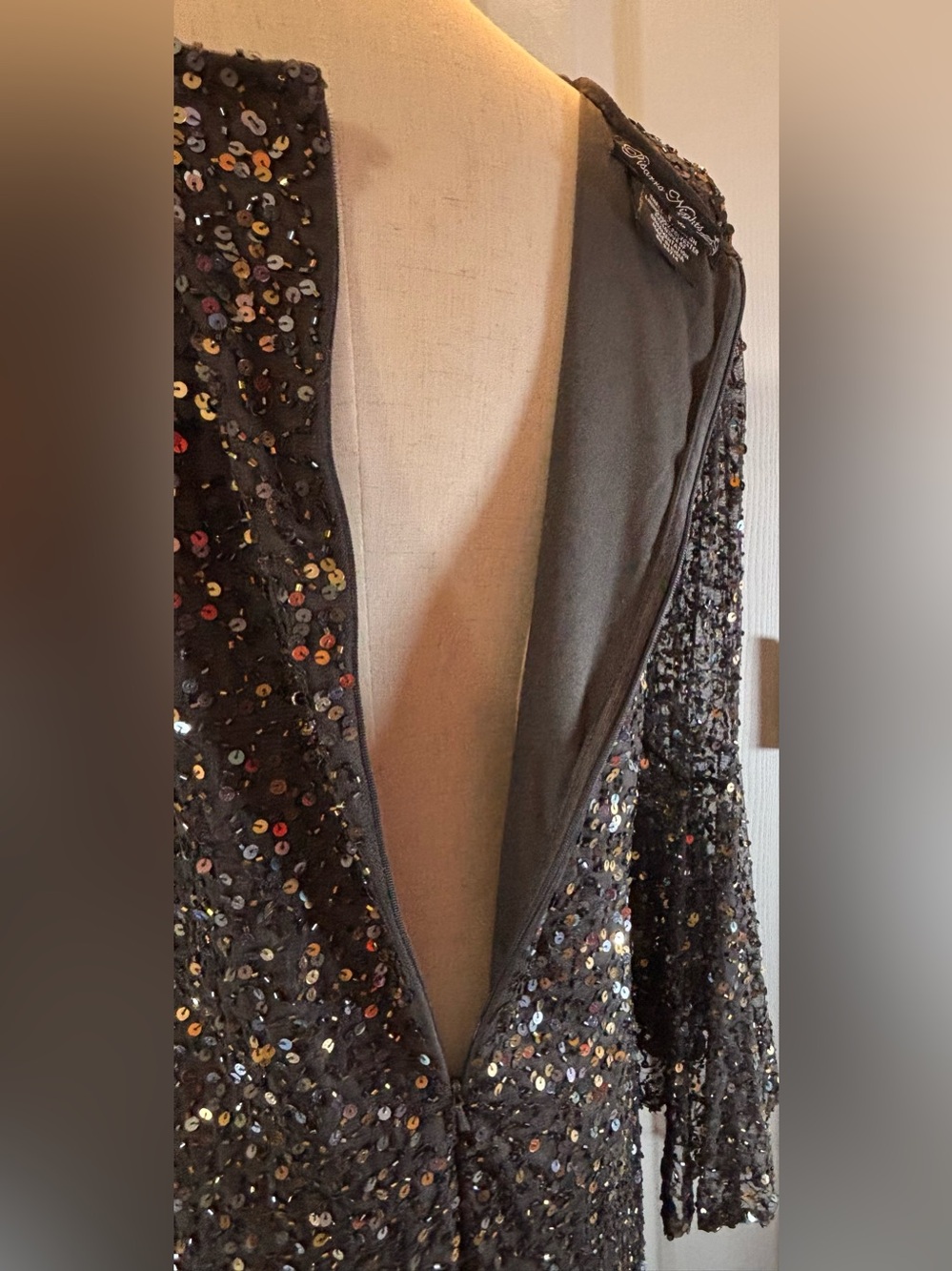 Pisarro Nights Black Sequin Bell-Sleeve Sheath Cocktail Dress - Picture 4 of 9